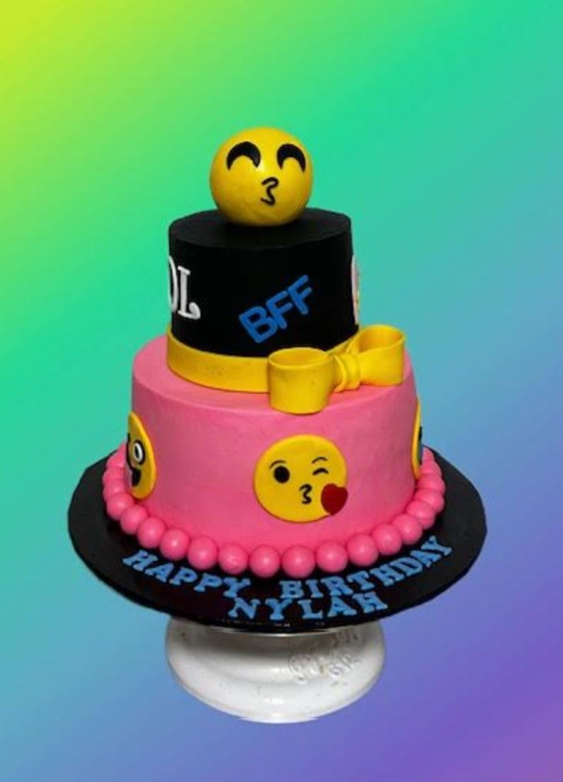 Trash truck birthday cake for Alex